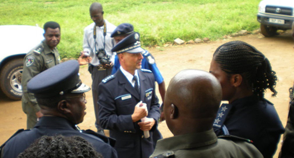 Befehlsausgabe in Sierra Leone.