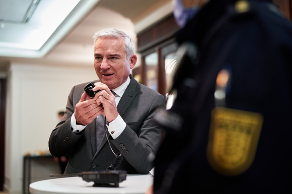 Herbstsitzung der Innenministerkonferenz Funkspruch für die Polizei