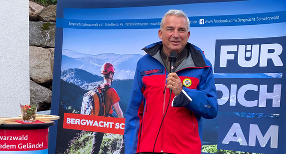 Innenminister Thomas Strobl bei der Einweihung der Bergrettungswache Menzenschwand.