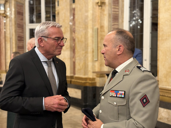 Bundeswehr Streitkräfteempfang 2025 in Stuttgart Minister Strobl empfängt die Streitkräfte im Neuen Schloss