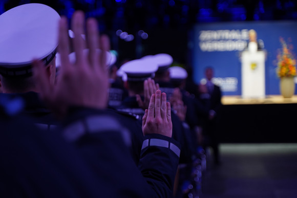 Zweite Zentrale Vereidigungsfeier der Polizei Baden-Württemberg