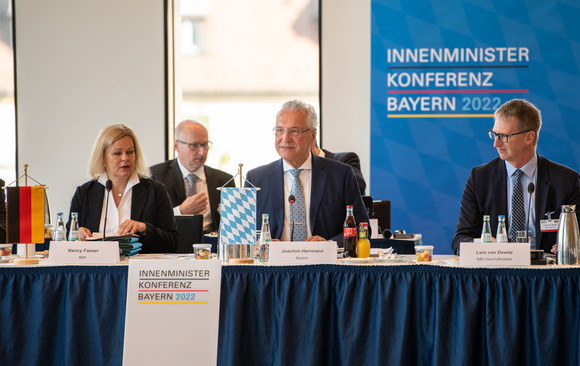 Innenministerkonferenz Frühjahrssitzung der Innenministerkonferenz 2022 Frühjahrssitzung der Innenministerkonferenz 2022 in Würzburg