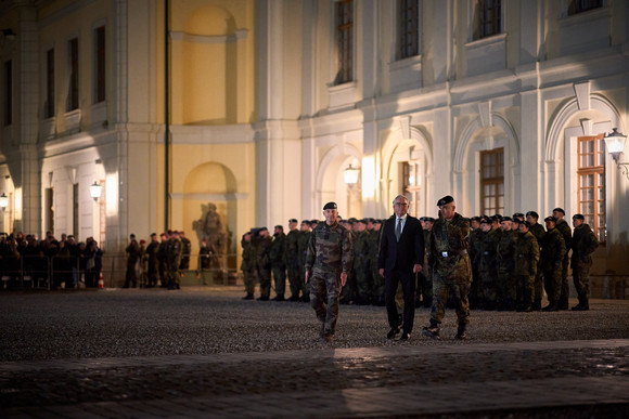 Öffentliches Gelöbnis der Bundeswehr im Schlosshof in Ludwigsburg