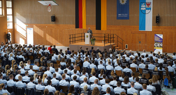 Start des Studienjahrgangs der Polizei 2021