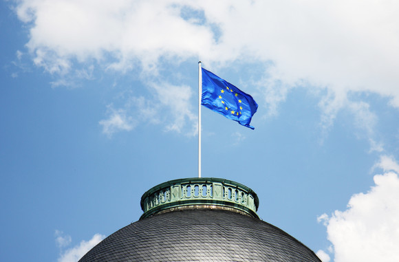 Brexit Land hisst europäische Flagge auf der Villa Reitzenstein Auf dem Dach der Villa Reitzenstein, dem Amtssitz des baden-württembergischen Ministerpräsidenten, weht die Fahne der Europäischen Union.