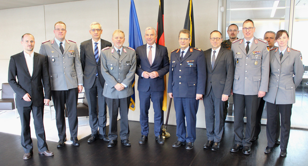 Minister Besuch von Generalmajor Knappe bei Innenminister Thomas Strobl