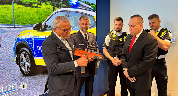 Vorstellung Lasergestützes Schießtrainingssystem für die Polizei Baden-Württemberg