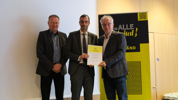 Digitalisierung Förderung des Breitbandausbaus Übergabe der Breitbandförderbescheide im Innenministerium am 05.05.2025