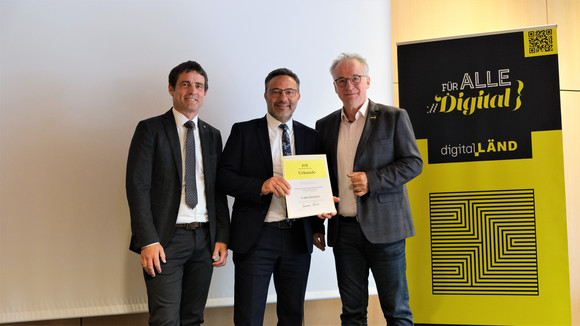 Digitalisierung Förderung des Breitbandausbaus Übergabe der Breitbandförderbescheide im Innenministerium am 05.05.2025