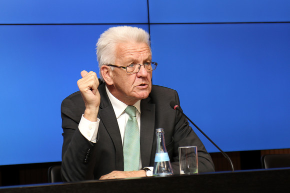Pressekonferenz Normenkontrollrat zum Bürokratieabbau Ministerpräsident Winfried Kretschmann bei der Regierungspressekonferenz