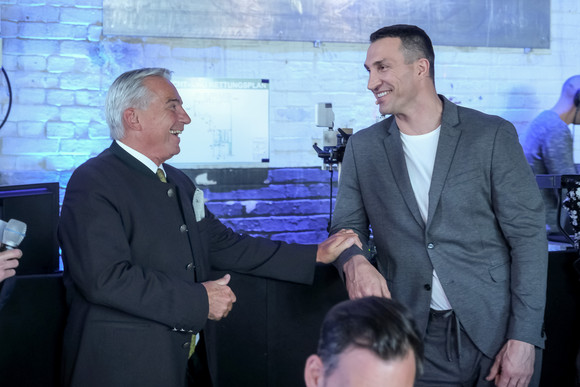 Veranstaltung DIGITAL X Southwest Der stellvertretende Ministerpräsident und Digitalisierungsminister Thomas Strobl zusammen mit Dr. Wladimir Klitschko.