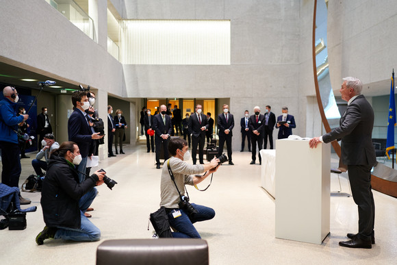 Eintrag in das Goldene Buch der Stadt Stuttgart im Rahmen der Herbstsitzung der Innenministerkonferenz