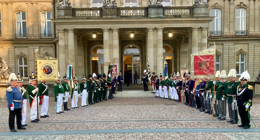Bundeswehr Streitkräfteempfang der Landesregierung setzt klares Zeichen für starke Gemeinschaft Streitkräfteempfang 2025