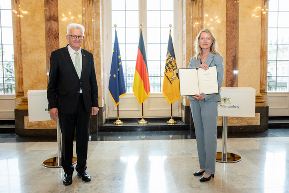 Regierungsbildung Neue Landesregierung Ministerpräsident Winfried Kretschmann (l.) und Thekla Walker (r.), Ministerin für Umwelt, Klima und Energiewirtschaft