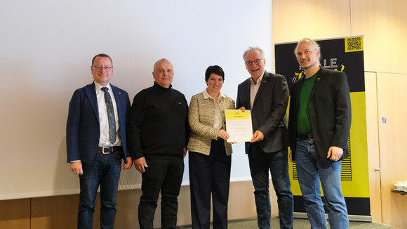 Digitalisierung Förderung des Breitbandausbaus Übergabe der Breitbandförderbescheide im Innenministerium am 05.05.2025