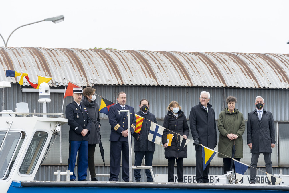Ministerpräsident Kretschmann und Innenminister Strobl besuchen im Rahmen der Straßburg-Delegationsreise die Wasserschutzpolizei