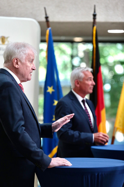 Pressekonferenz Seehofer / Strobl 