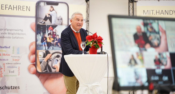 Minister Strobl beim Tag des Opferschutzes