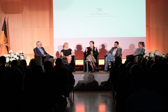 Podiumsdiskussion