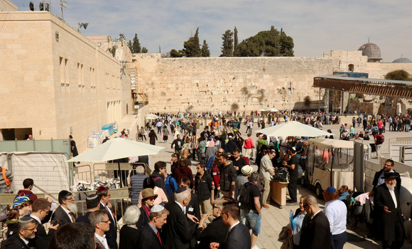 DELEGATIONSREISE Reise nach Israel und in die Palästinensischen Gebiete Ministerpräsident Winfried Kretschmann mit Delegation in der Altstadt von Jerusalem