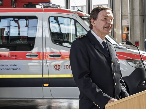 Fahrzeugübergabe Psychosoziale Notfallversorgung Bruchsal