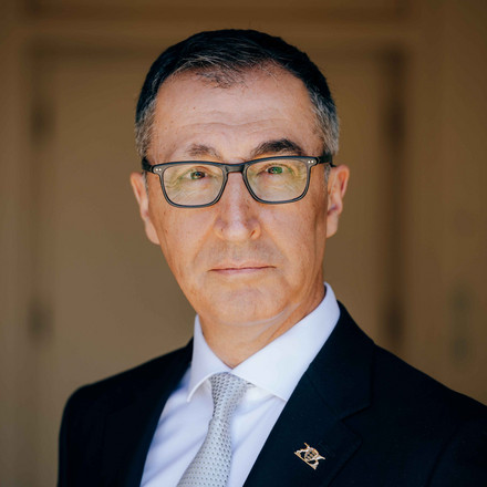 Portraitbild von Ministerpräsident Cem Özdemir