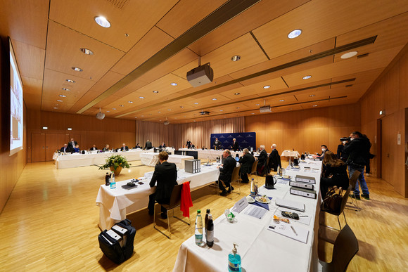 Eintrag in das Goldene Buch der Stadt Stuttgart im Rahmen der Herbstsitzung der Innenministerkonferenz