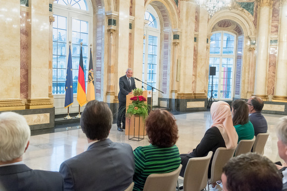 Empfang der Landesregierung zum Fastenbrechen im Ramadan (Iftar).Dienstag, 12. Juni 2018, 20.00 Uhr, im Neuen Schloss in Stuttgart