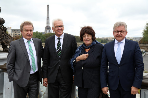 Ausland Delegationsreise nach Frankreich v.l.n.r.: Umweltminister Franz Untersteller, Ministerpräsident Winfried Kretschmann, Staatsrätin Gisela Erler und Europaminister Guido Wolf