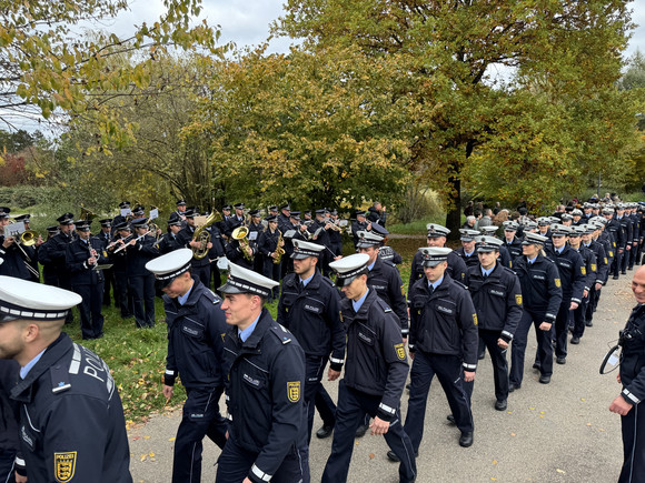 Polizei Erste zentrale Vereidigungsfeier der Polizei Baden-Württemberg Zentrale Vereidigungsfeier