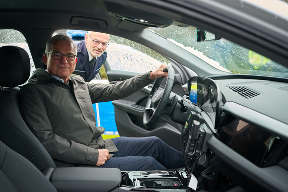 Minister Strobl Einweihung Schnellladesäule