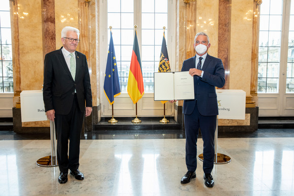 Regierungsbildung Neue Landesregierung Ministerpräsident Winfried Kretschmann (l.) und Thomas Strobl (r.), Stellvertretender Ministerpräsident und Minister des Inneren, für Digitalisierung und Kommunen