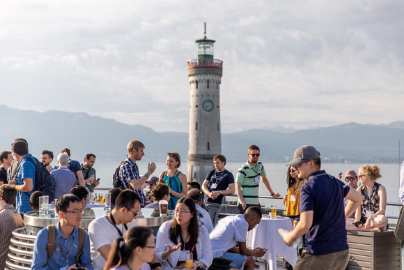 Forschung Nobelpreisträger-Schifffahrt 2019 Abfahrt in Lindau (Bild: © Staatsministerium Baden-Württemberg)