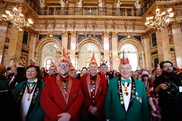 Stv. Ministerpräsident Thomas Strobl empfängt die Karneval- und Fasnachtsvereine des Landes im Neuen Schloss.