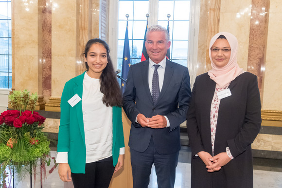 Minister Iftar-Empfang zum muslimischen Fastenbrechen im Ramadan Empfang der Landesregierung zum Fastenbrechen im Ramadan (Iftar).Dienstag, 12. Juni 2018, 20.00 Uhr, im Neuen Schloss in Stuttgart