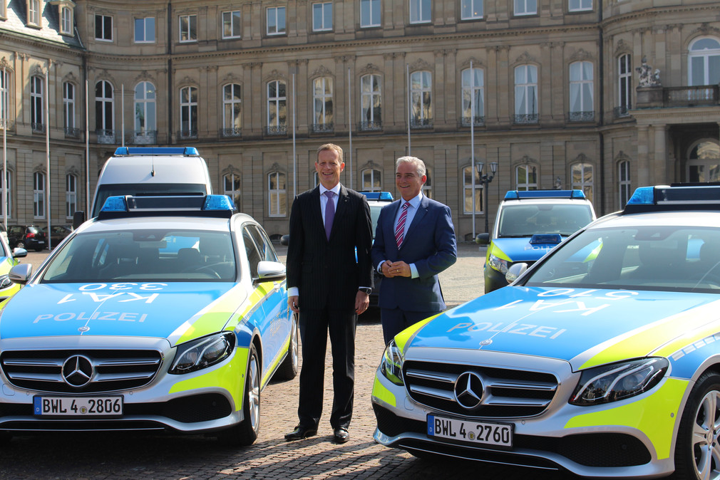 Fahrzeugübergabe der neuen Flotte der Polizei Baden-Württemberg