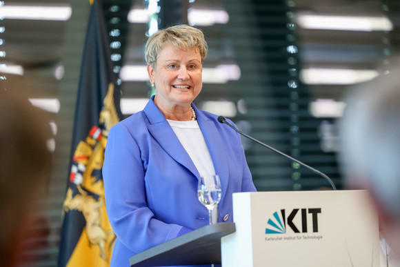 Präsidentschaft Amtswechsel beim Landesrechnungshof Dr. Cornelia Ruppert bei ihrer Ansprache