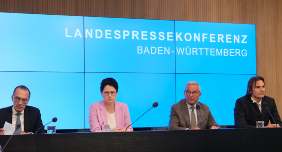 Pressekonferenz zu BAO Pandora mit Innenminister Thomas Strobl, Justizministerin Marion Gentges, LKA-Präsident Andreas Stenger