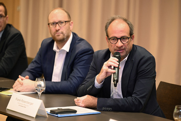 Unterzeichnung Glasfaserpakt Baden-Württemberg