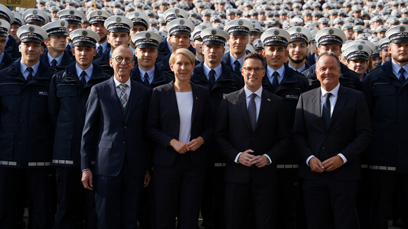 Zweite Zentrale Vereidigungsfeier der Polizei Baden-Württemberg