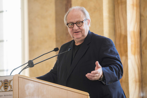 Gesellschaft Festlicher Frühjahrskaffee mit Gerlinde Kretschmann Vincent Klink bei seiner Ansprache