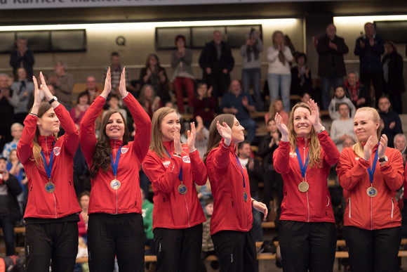 Europäische Polizeimeisterschaft im Handball der Frauen - Siegesfeier