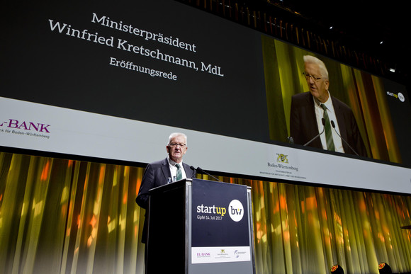 START-UP BW Start-up-Gipfel des Landes Ministerpräsident Winfried Kretschmann