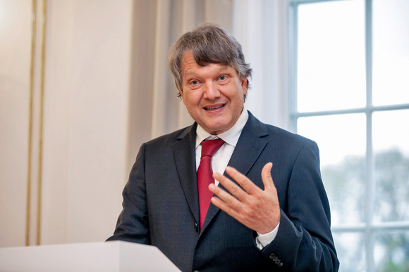 Auszeichnung Große Staufermedaille in Gold an Dr. Christof Bosch Dr. Christof Bosch (Bild: Staatsministerium Baden-Württemberg)