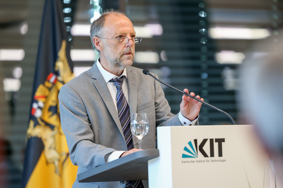Präsidentschaft Amtswechsel beim Landesrechnungshof Günther Benz bei seiner Ansprache