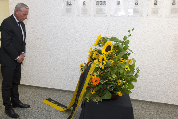 Minister Thomas Strobl gedenkt der Opfer des RAF-Terrors