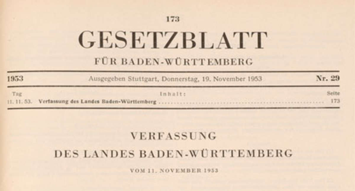 Auszug aus dem Original-Gesetzblatt von 1953, in dem die neue Landesverfassung für Baden-Württemberg veröffentlicht wurde. (Bild: Haus der Geschichte Stuttgart)