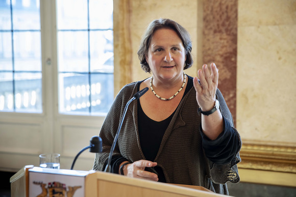 Minderheiten Staatsvertrag mit Landesverband der Deutschen Sinti und Roma Staatsministerin Theresa Schopper (Bild: Staatsministerium Baden-Württemberg)