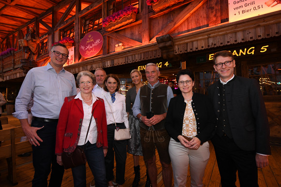 Das Kabinett auf dem Cannstatter Volksfest