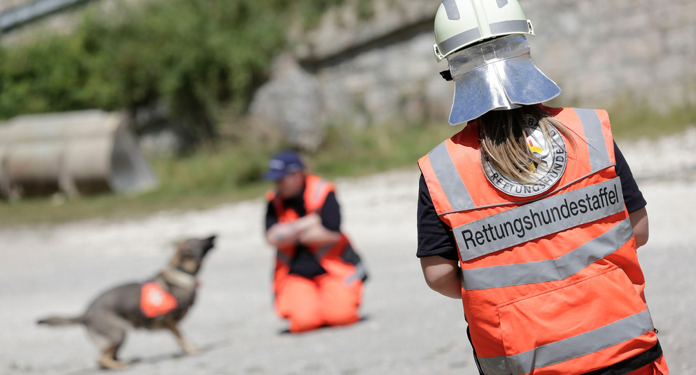 Rettungshundestaffel Ulm beim Landesempfang für ehrenamtliche Helferinnen und Helfer im Bevölkerungsschutz in Ulm.